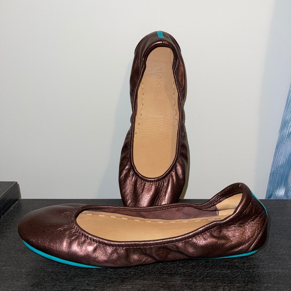 EUC Raspberry Truffle Tieks Limited Edition